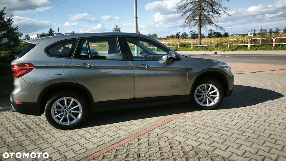 BMW X1 xDrive25d Advantage sport - 11