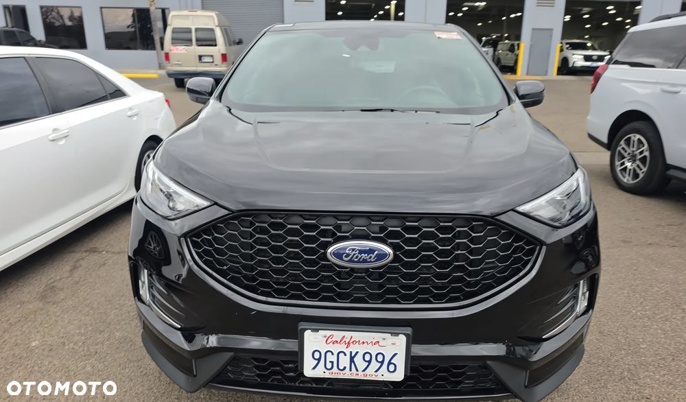 Ford Edge - 6