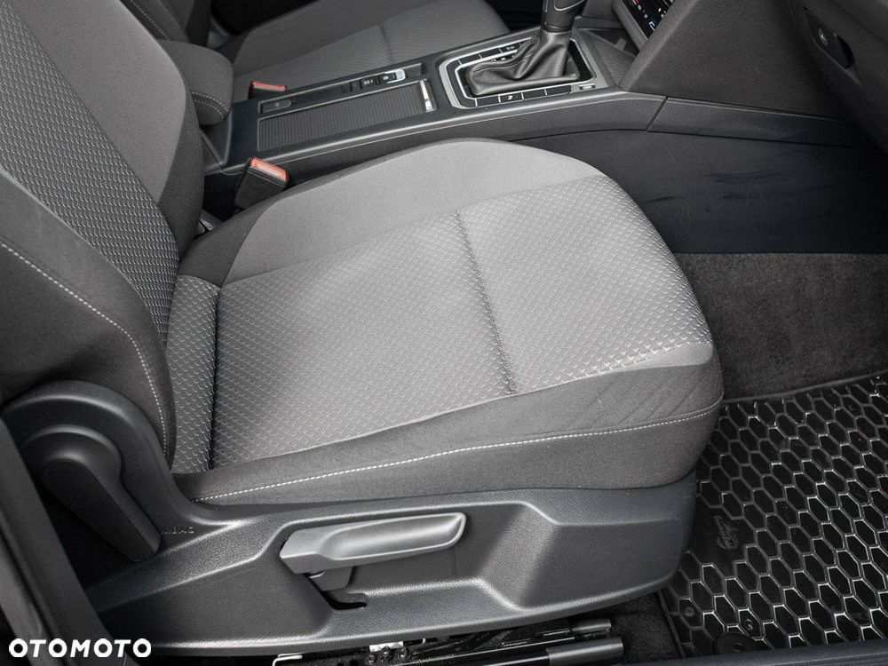 Volkswagen Passat 1.5 TSI EVO Essence DSG - 35