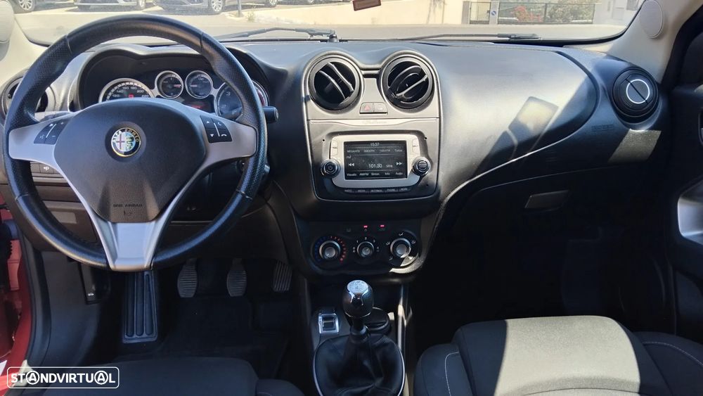 Alfa Romeo MiTo - 12