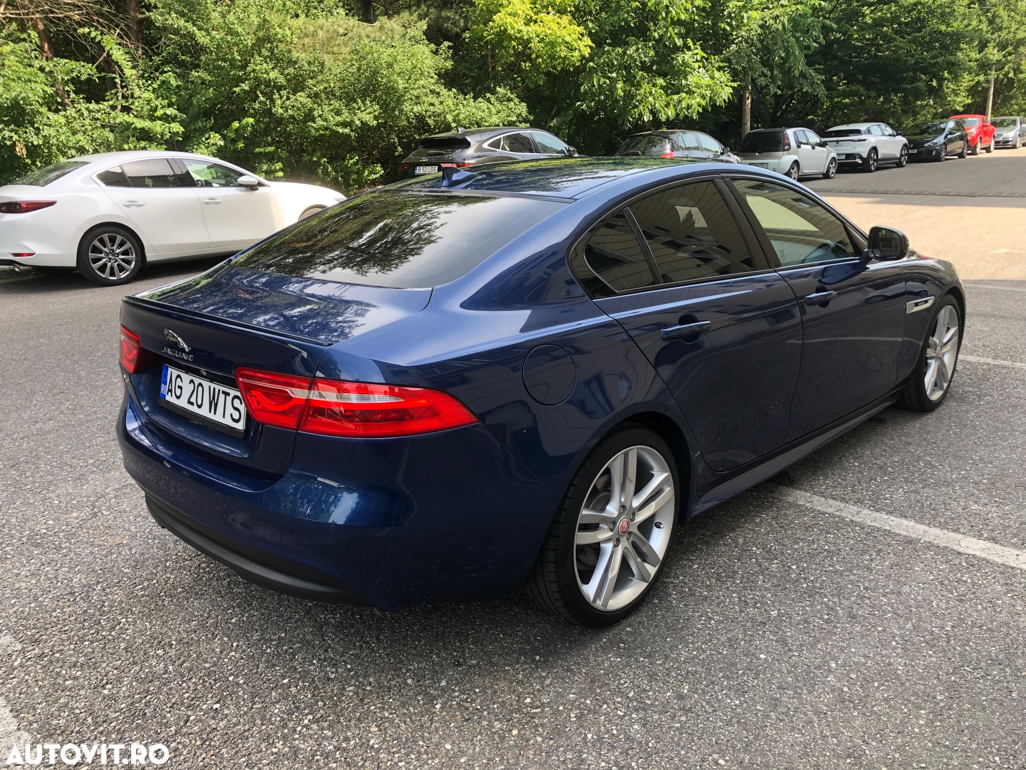 Jaguar XE 2.0 AWD R-Sport - 7