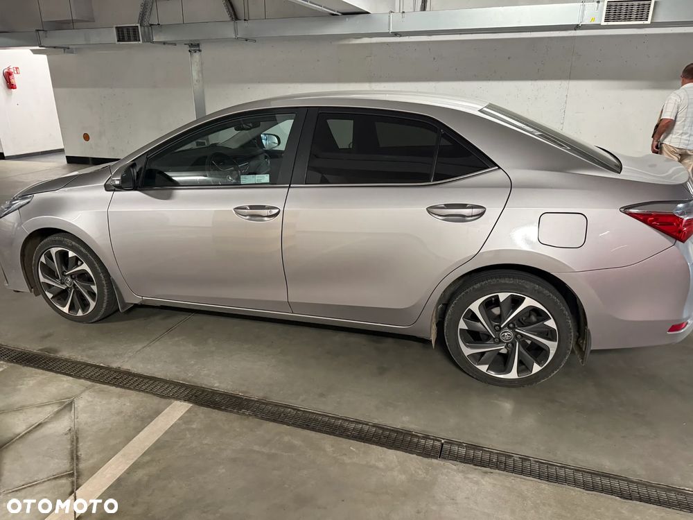 Toyota Corolla 1.6 Comfort - 4