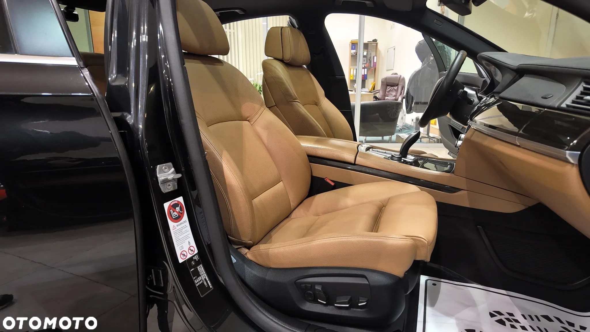 BMW Seria 7 730d xDrive - 36