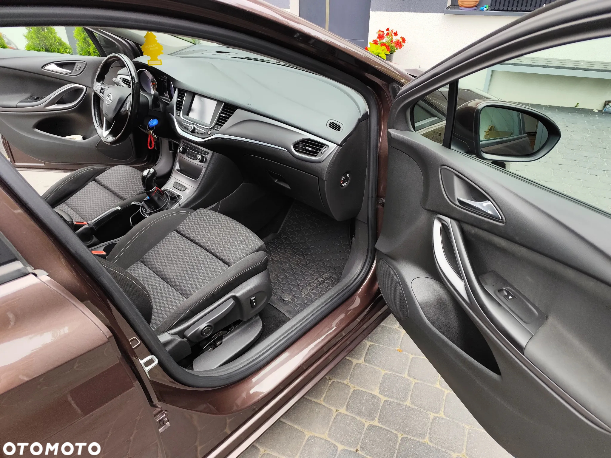 Opel Astra 1.4 Turbo Edition - 14