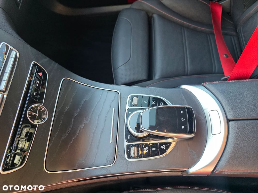 Mercedes-Benz Klasa C 450 AMG 4Matic 7G-TRONIC - 6