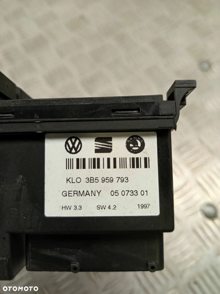 VW PASSAT B5 SEDAN 1.6 B PRZEŁĄCZNIK SZYB LEWY PRZÓD 3B5959793 - 5
