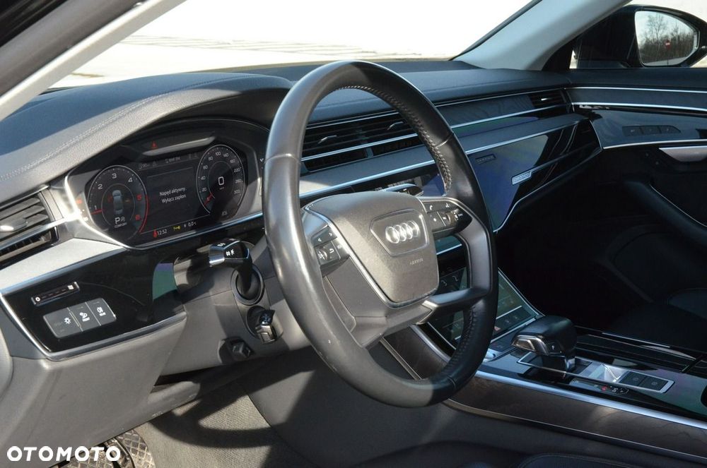 Audi A8 - 26