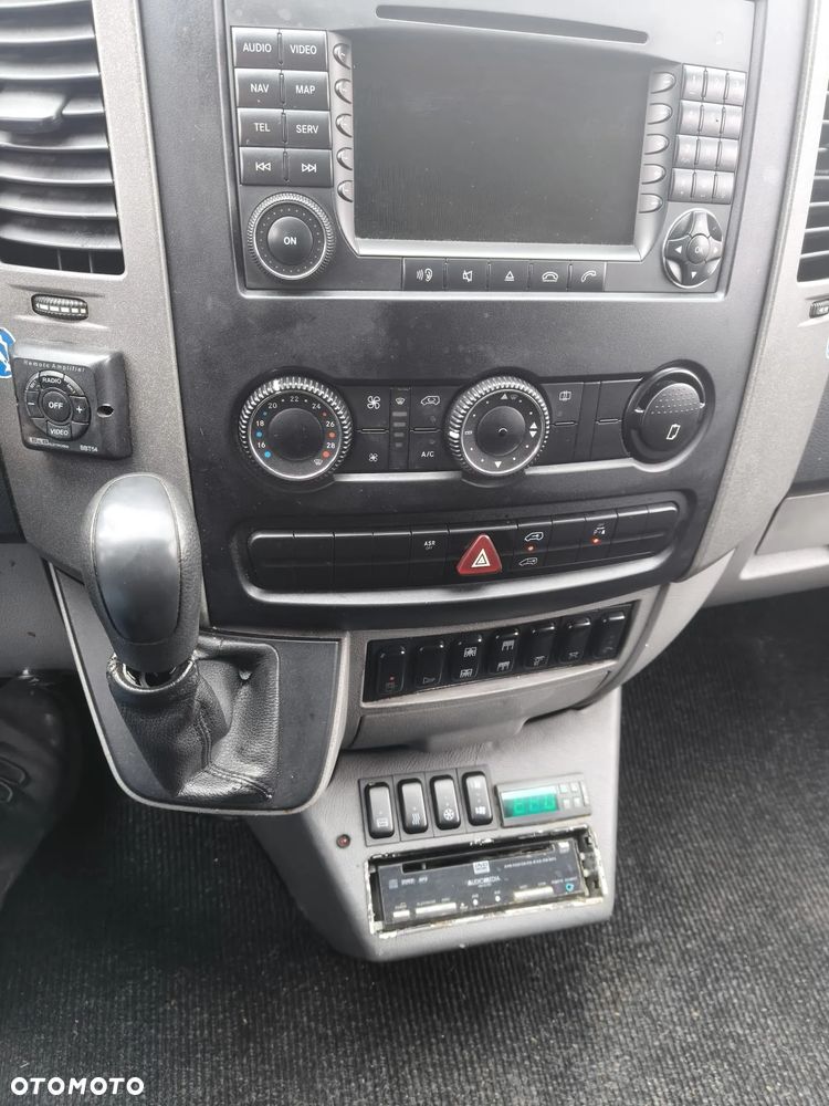 Mercedes-Benz sprinter - 14