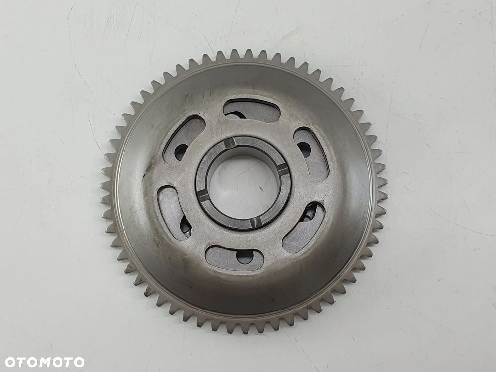 SPRZEGLO ROZRUSZNIKA KOLO ZEBATE  YAMAHA XSR 125 - 4