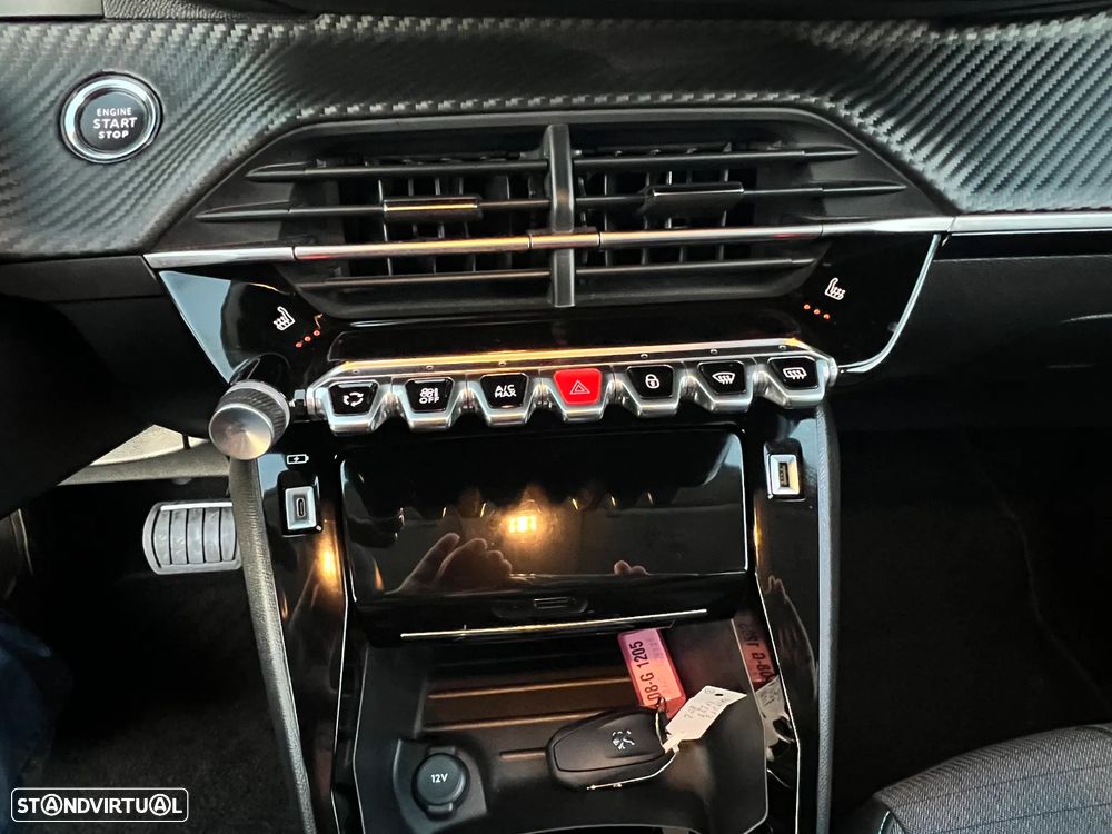 Peugeot e-208 Allure Pack - 26