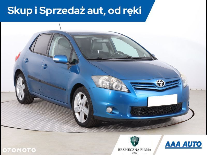 Toyota Auris - 2