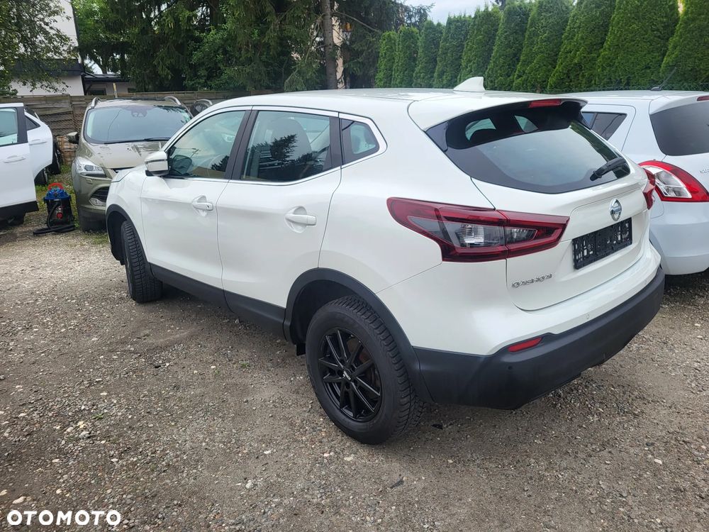 Nissan Qashqai 1.3 DIG-T Acenta - 8