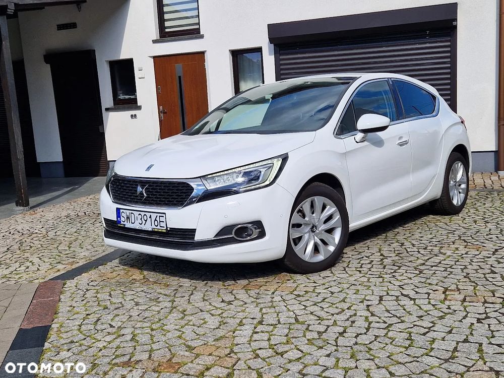 DS Automobiles DS 4 - 7
