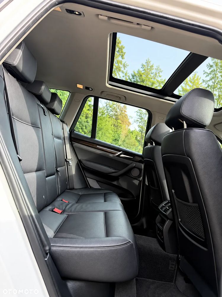 BMW X3 xDrive28i Advantage sport - 17