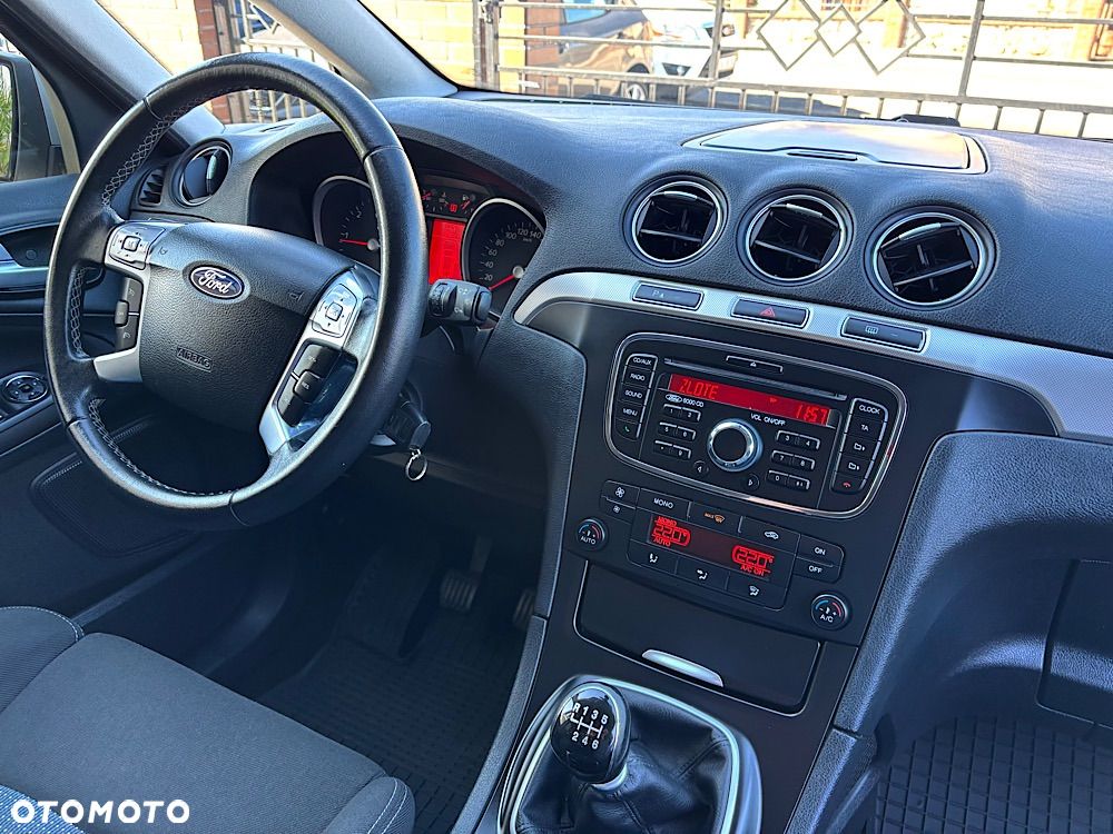 Ford S-Max 2.0 TDCi Titanium - 24