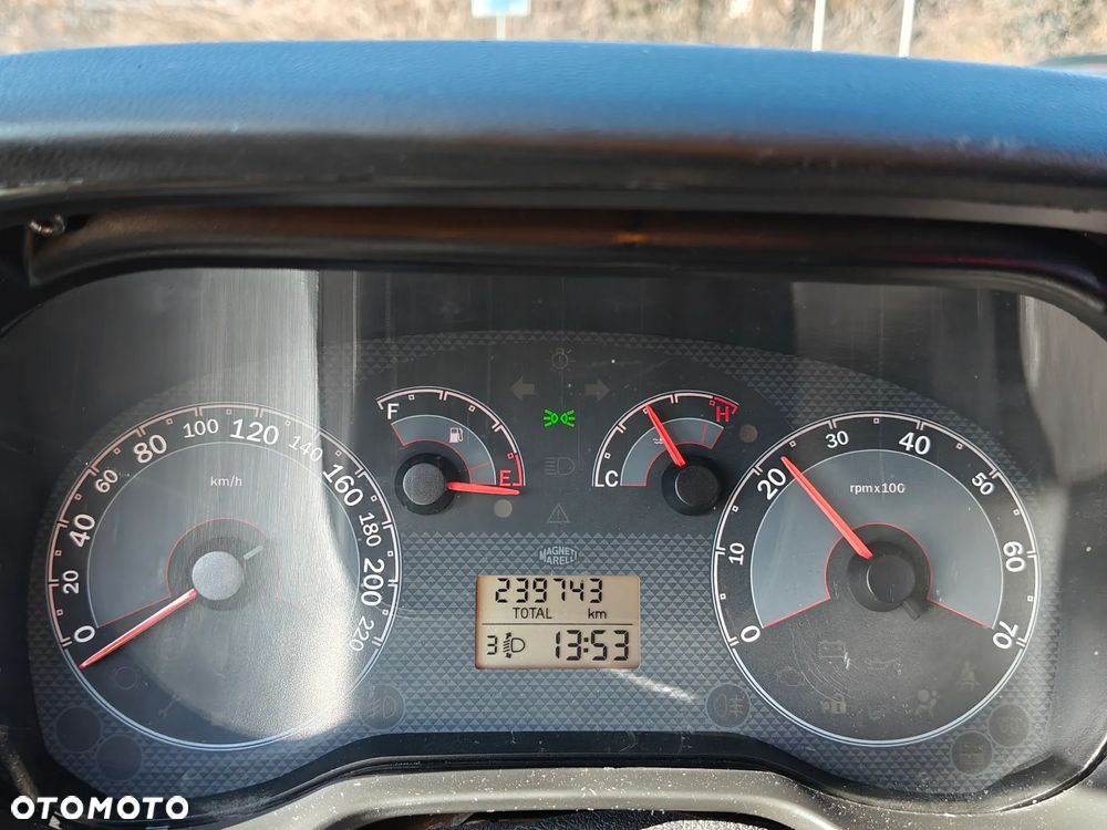 Fiat Linea 1.4 Active - 21