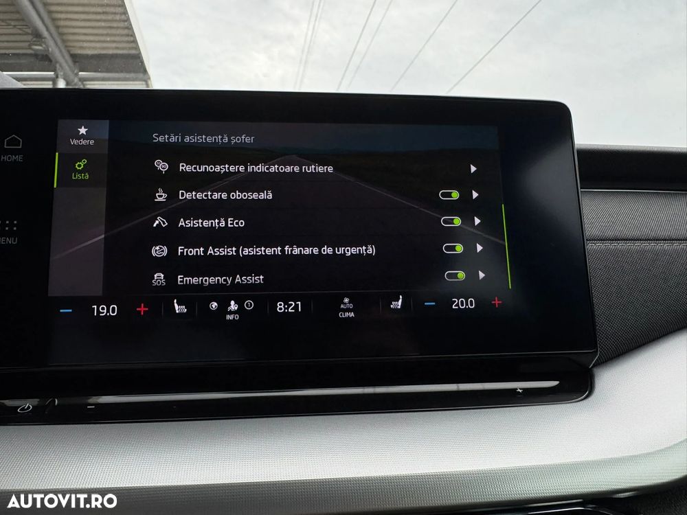 Skoda Octavia Combi 2.0 TDI DSG Style - 27