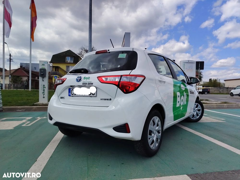 Toyota Yaris 1.5 VVT-i HSD Active - 5