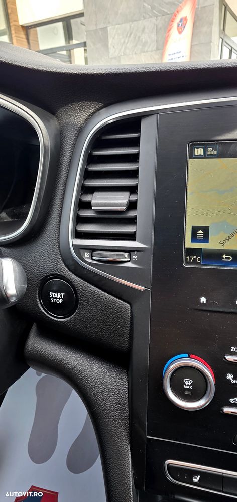 Renault Megane TCe 140 GPF LIMITED - 30