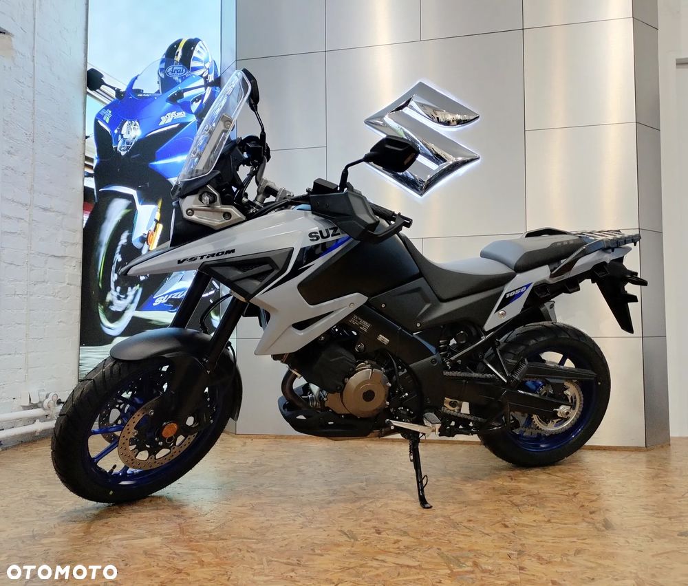 Suzuki V-STROM - 3