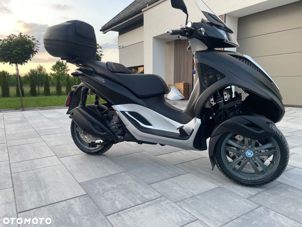 Piaggio MP-3 - 1
