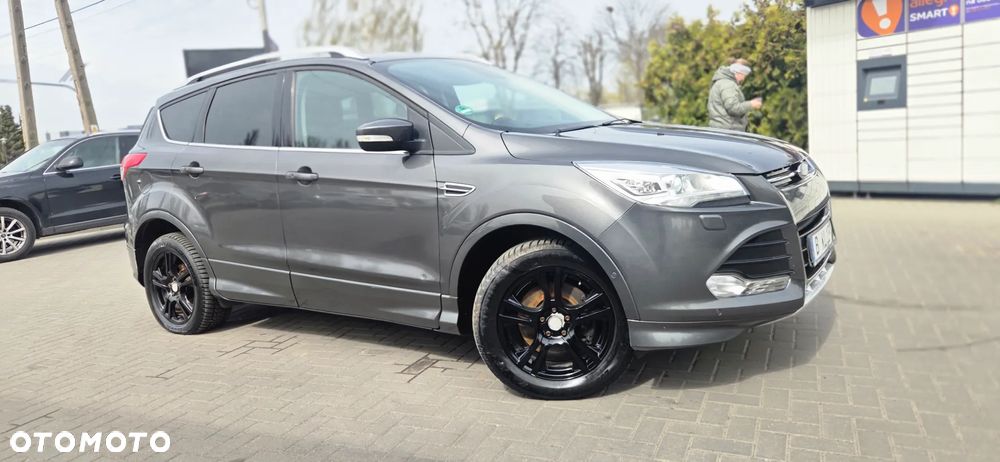 Ford Kuga 2.0 TDCi 2x4 Titanium - 19