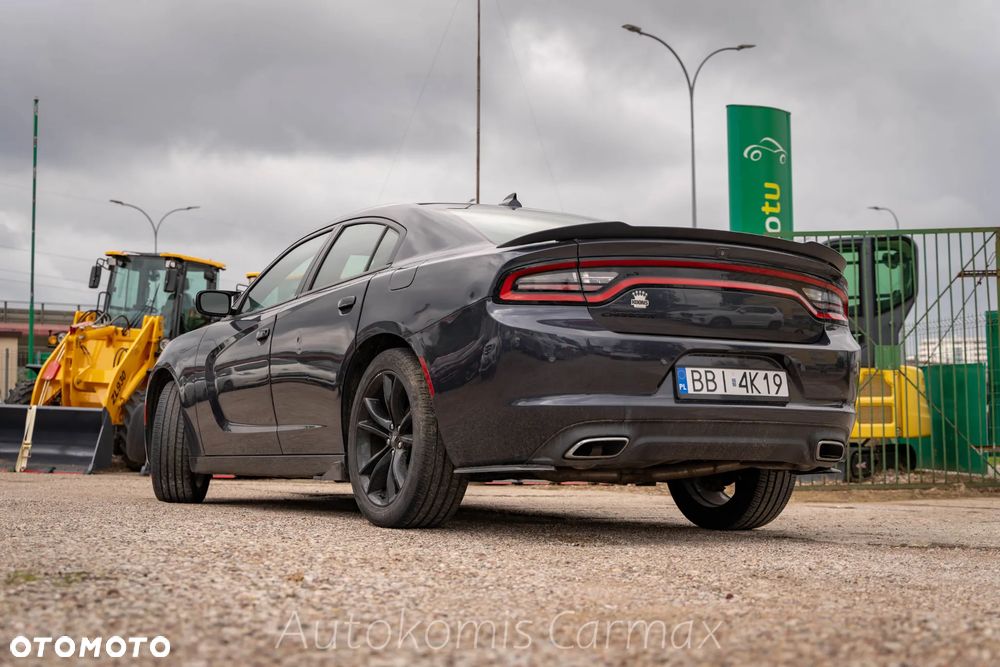 Dodge Charger - 11