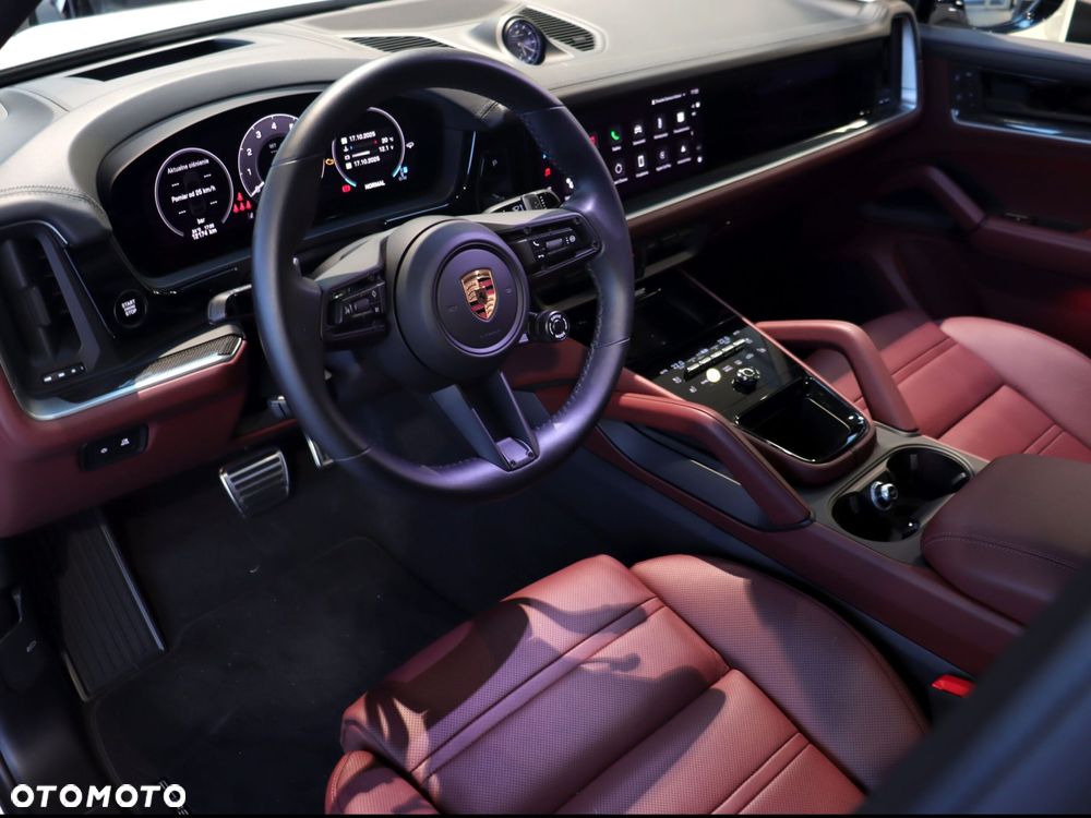 Porsche Cayenne Coupe S - 9