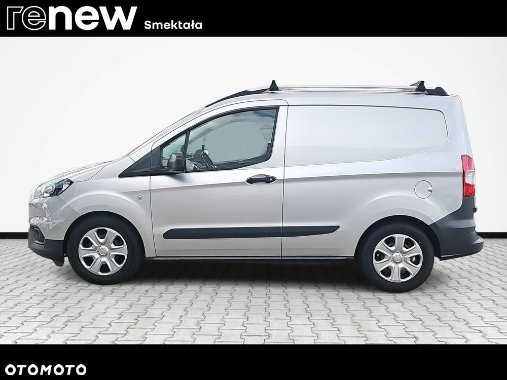 Ford Transit Courier - 8