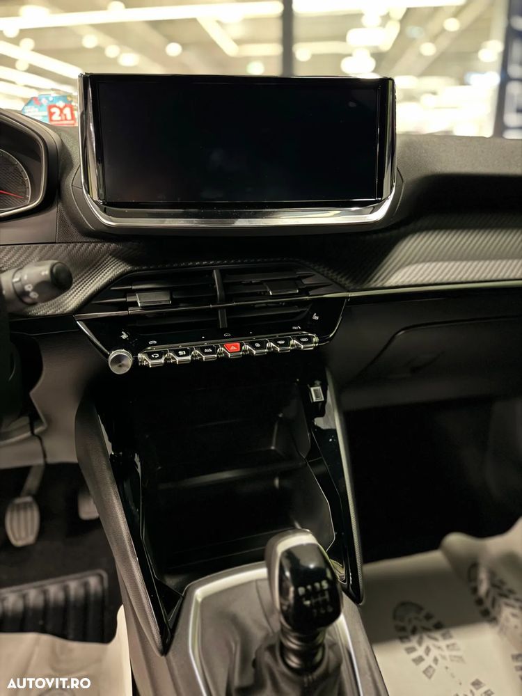 Peugeot 2008 1.2 L PureTech STT Active - 5