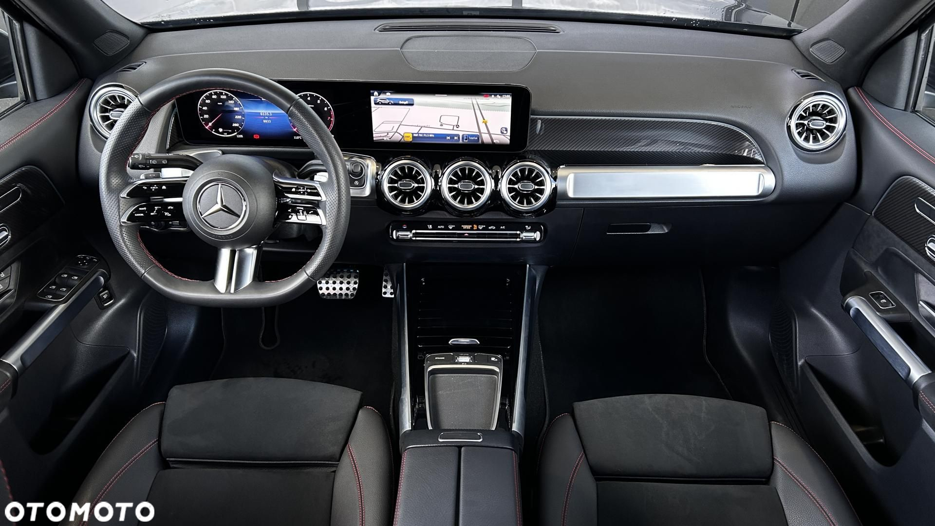 Mercedes-Benz GLB - 19