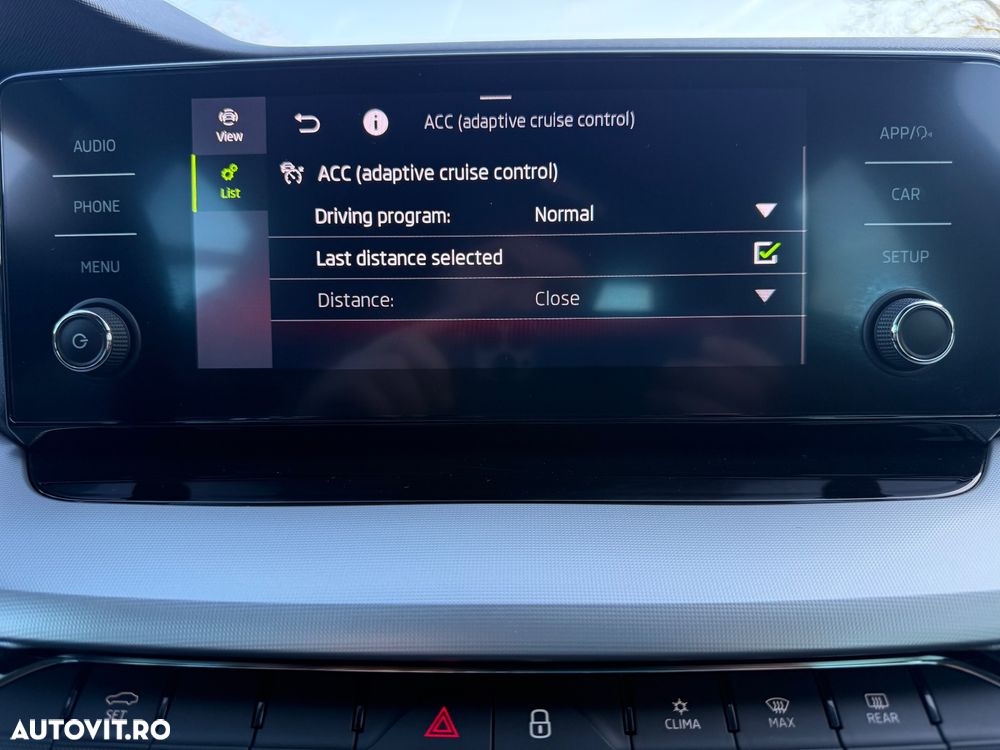 Skoda Octavia 2.0 TDI DSG Ambition - 31