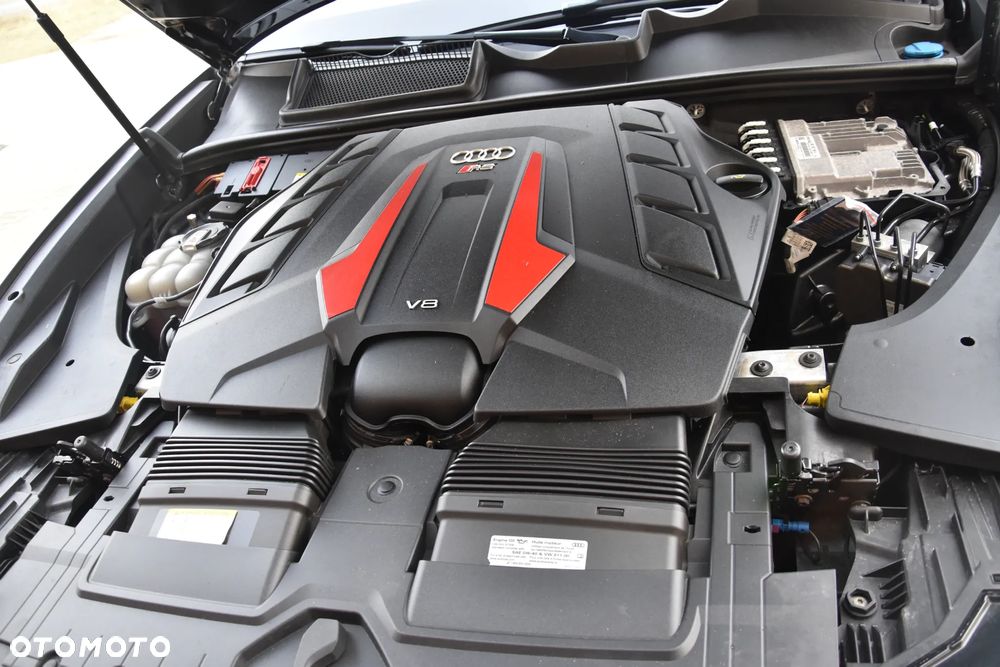 Audi RS Q8 - 16