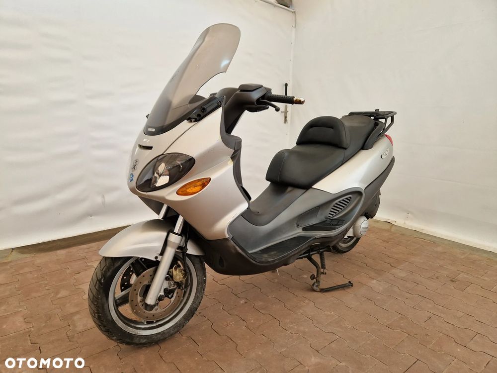 Piaggio X9 - 2