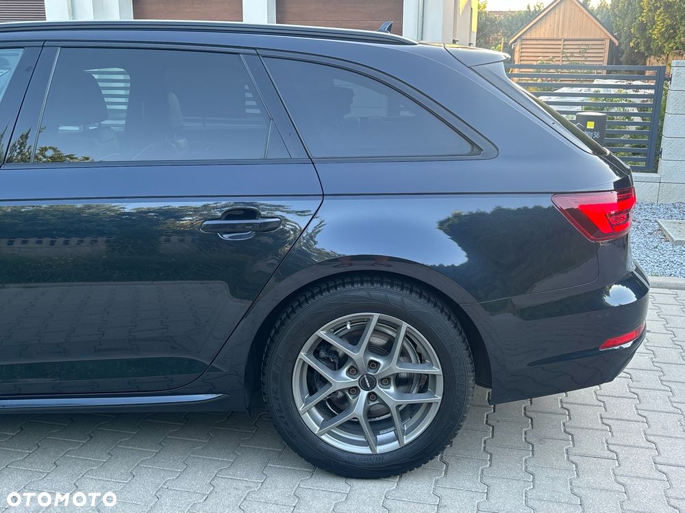 Audi A4 Avant 2.0 TDI ultra S tronic sport - 11