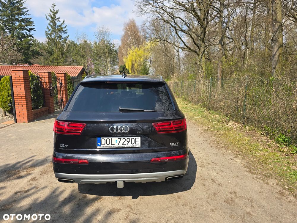 Audi Q7 3.0 TFSI Quattro Tiptronic - 7