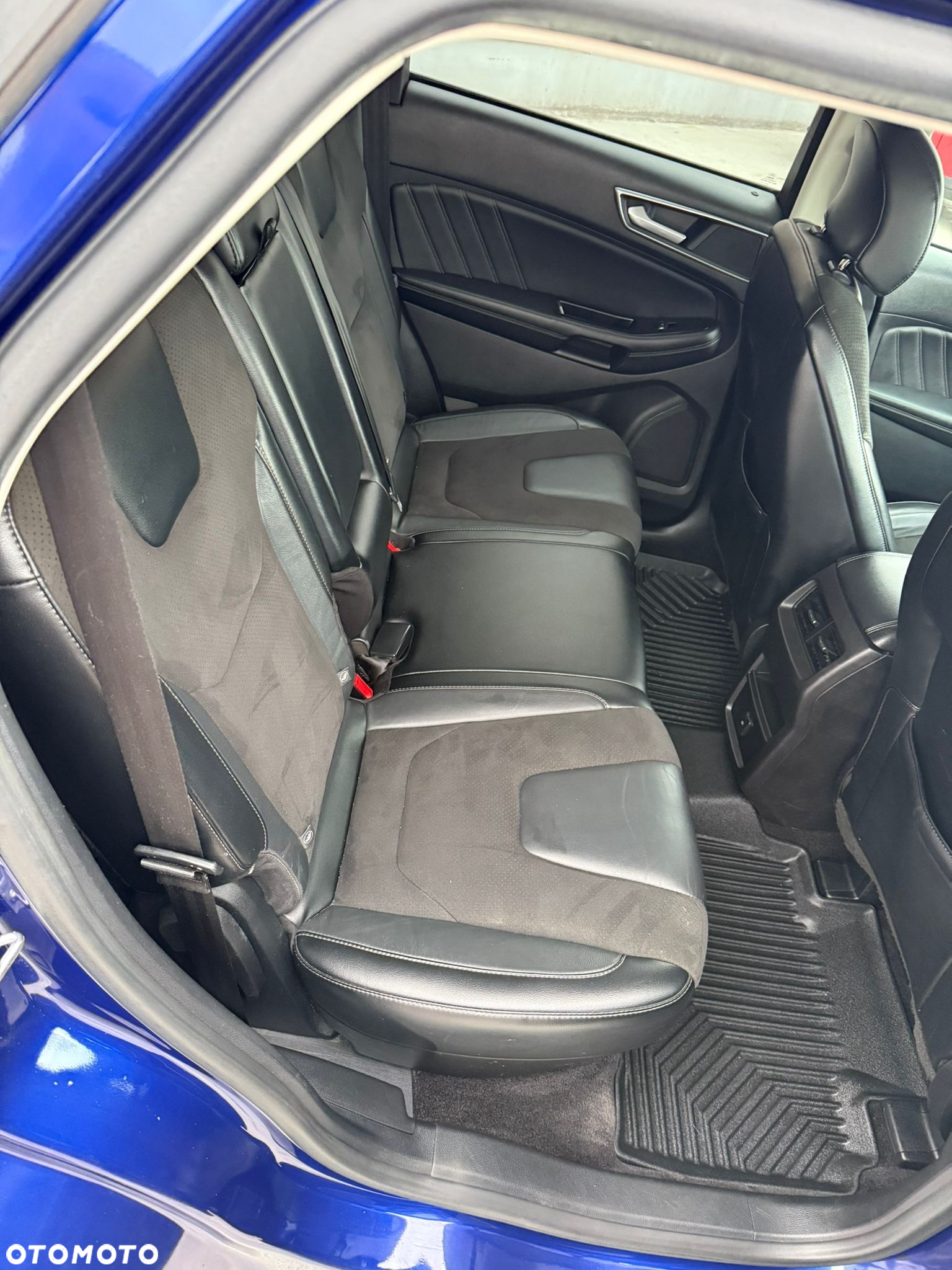 Ford Edge - 15