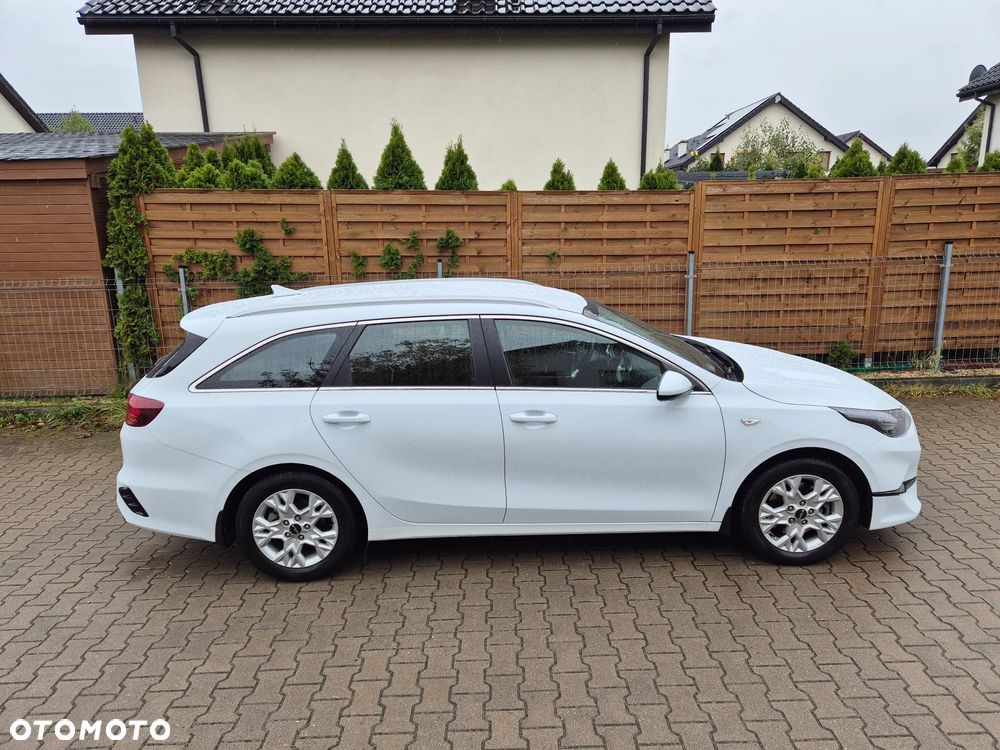 Kia Ceed 1.5 T-GDI M - 5