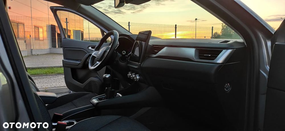 Renault Captur TCe 100 BUSINESS EDITION - 27