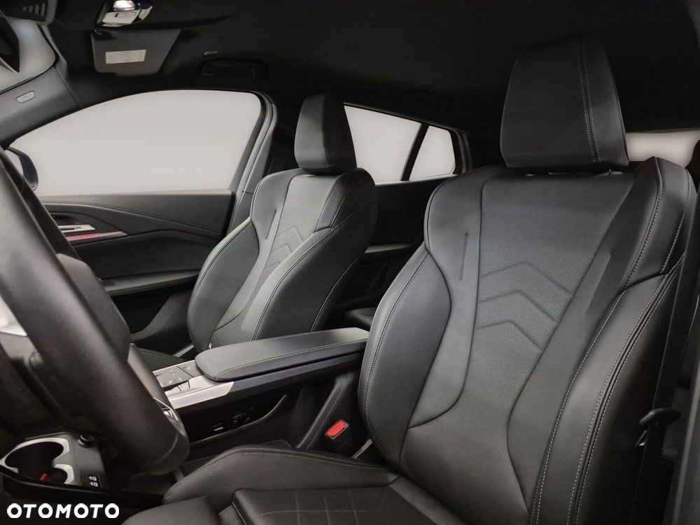BMW X2 - 13
