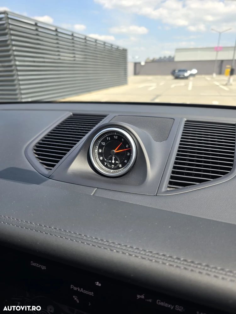 Porsche Macan S - 8