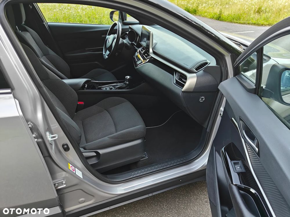 Toyota C-HR - 30