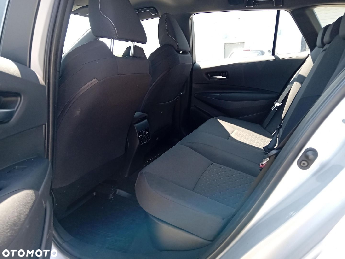 Toyota Corolla - 17