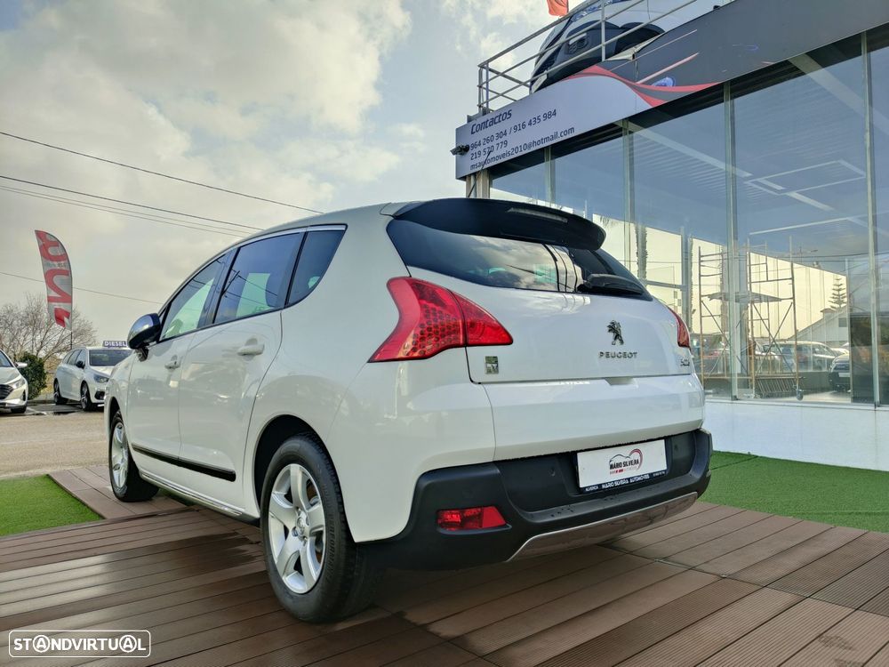 Peugeot 3008 2.0 HDi Hybrid4 - 13