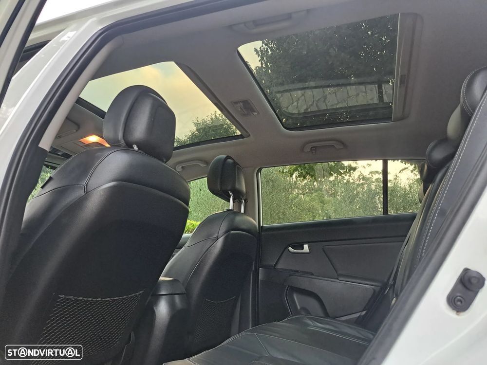 Kia Sportage 1.7 CRDI 2WD Vision - 19