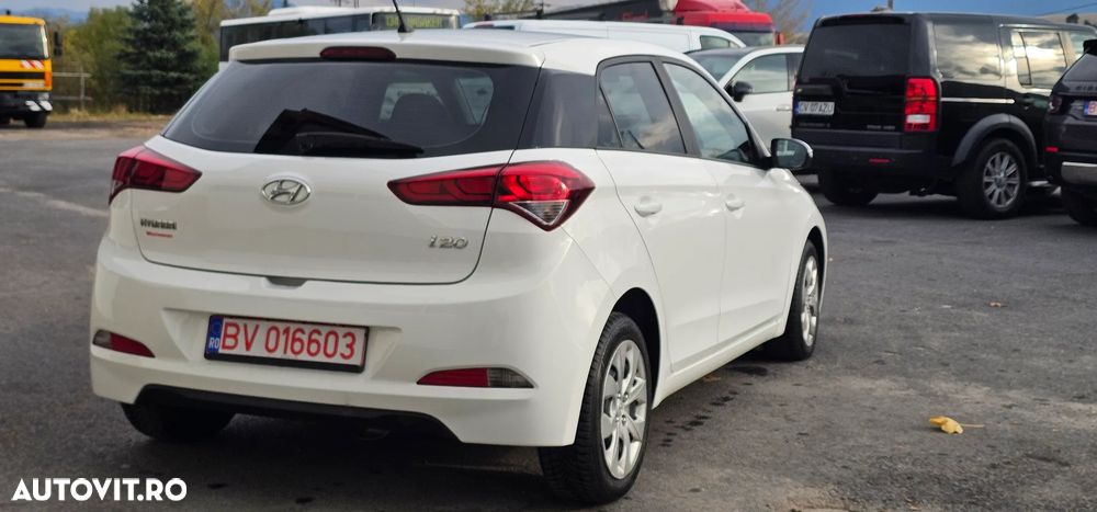 Hyundai i20 - 3