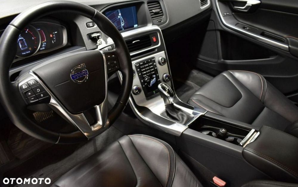 Volvo V60 D4 Drive-E Ocean Race - 3