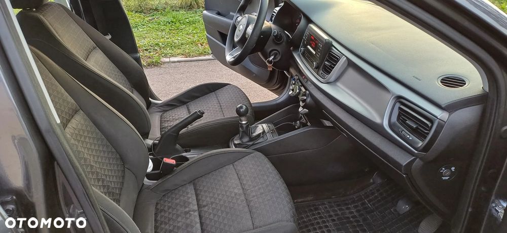Kia Rio 1.2 M - 14