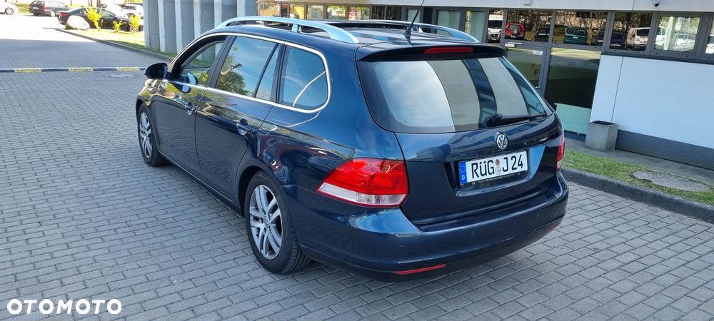 Volkswagen Golf - 20