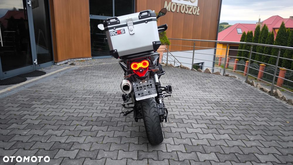 Moto Guzzi V85 - 6